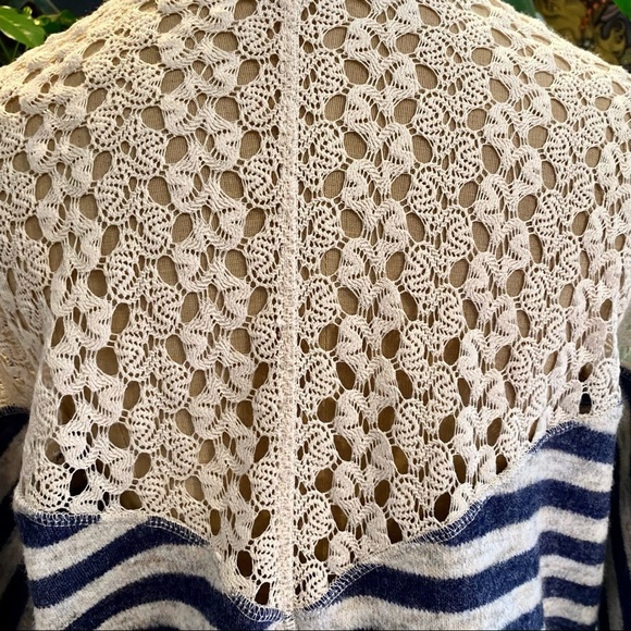 UMGEE WOMEN'S STRIPED KIMONO SWEATER - Picture 14 of 16